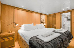 Agape Rose – Luxury private cruise