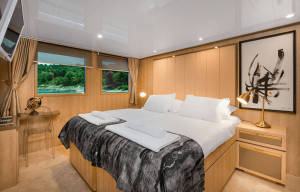 Agape Rose – Luxury private cruise