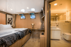 Agape Rose – Luxury private cruise