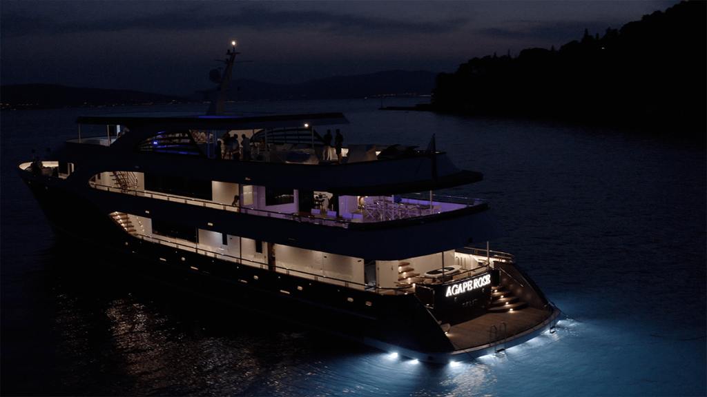 Agape Rose – Luxury private cruise