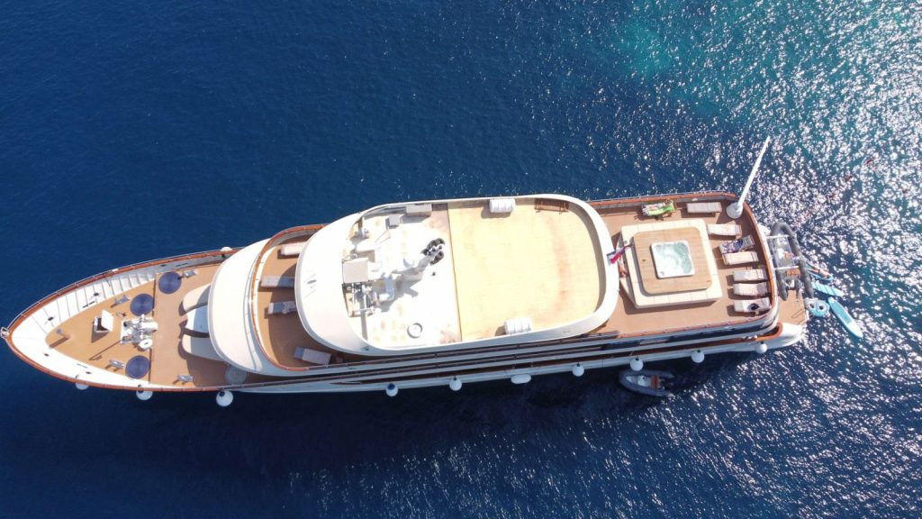 Lastavica – Luxury cruise