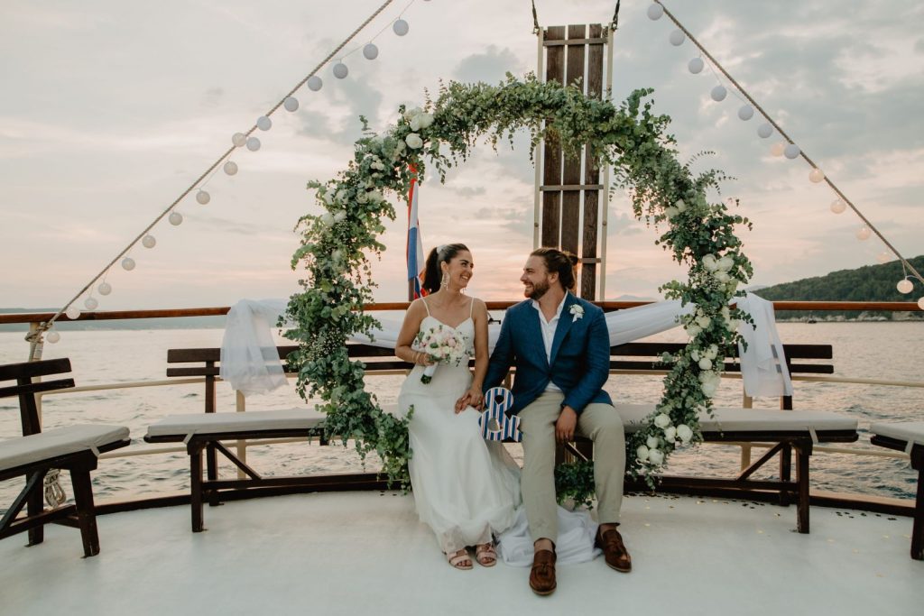 Polaris – Wedding Boat Venue