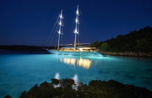 Lady Gita – Luxury Sailing Yacht