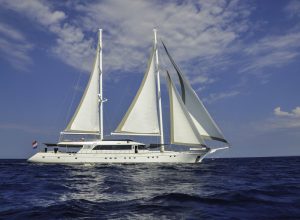 Lady Gita – Luxury Sailing Yacht