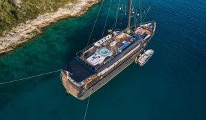 Rara Avis – Luxury Sailing Yacht