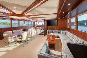 Lady Gita – Luxury Sailing Yacht