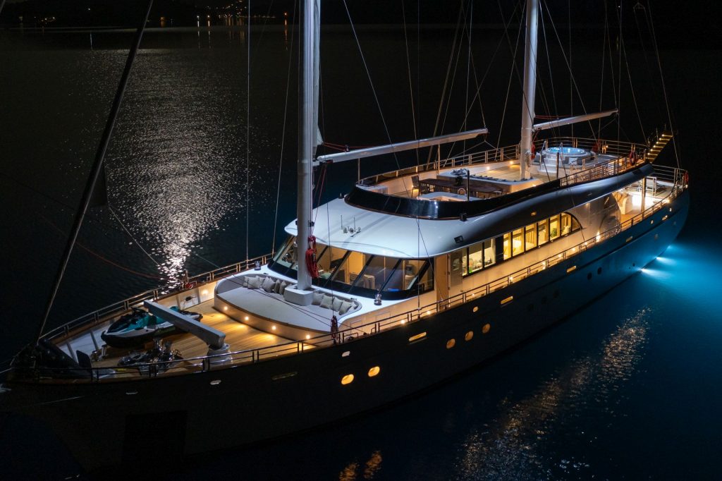 Love Story – Luxury Sailing Yacht