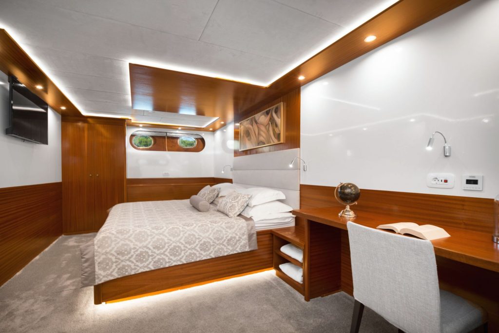 Son de Mar – Luxury Sailing Yacht