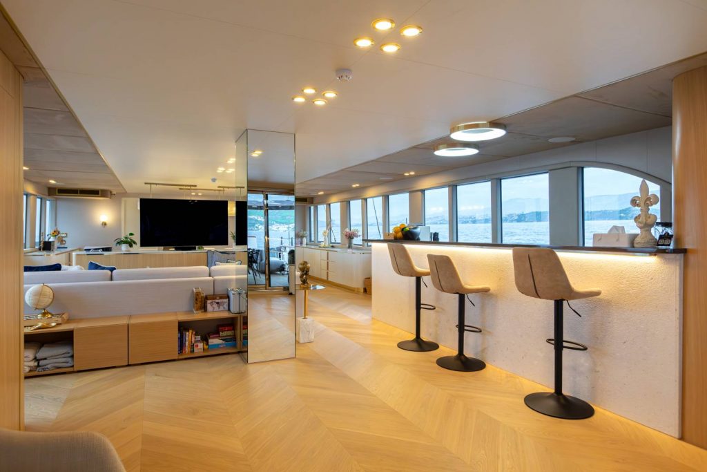 Scorpios – Luxury Sailing Yacht