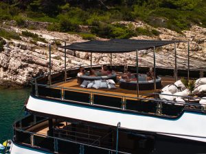 M/S Aretha
