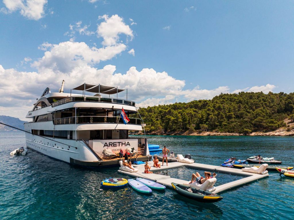 M/S Aretha