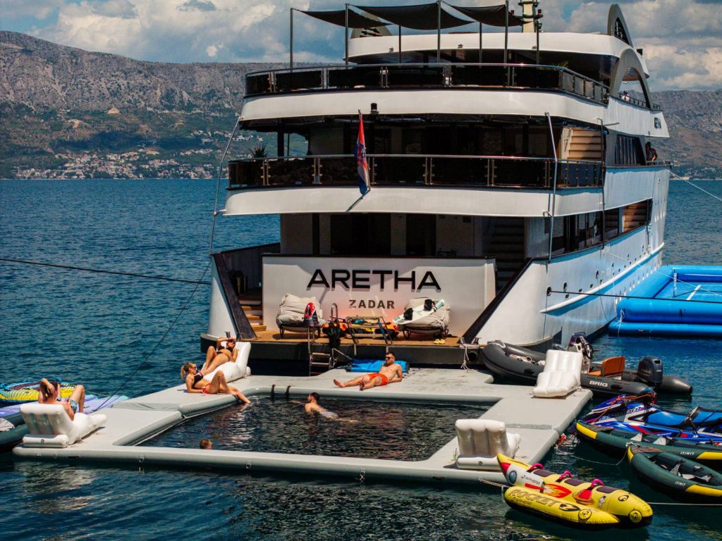 M/S Aretha